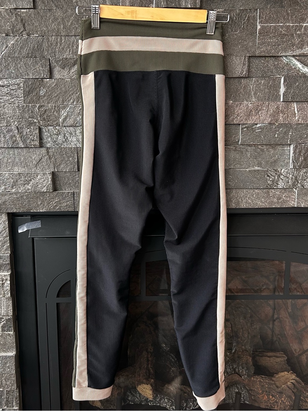 Beach Riot - Melinda Colorblock Ribbed Leggings - Picture 4 of 6